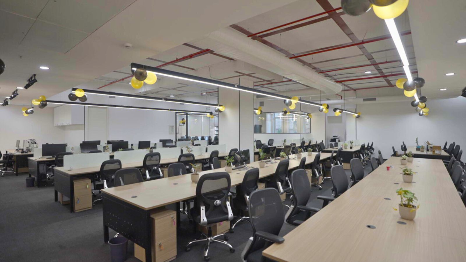 modern managed office spaces in Mumbai with fully furnished desks, high-speed internet, and premium amenities for startups and SMEs.